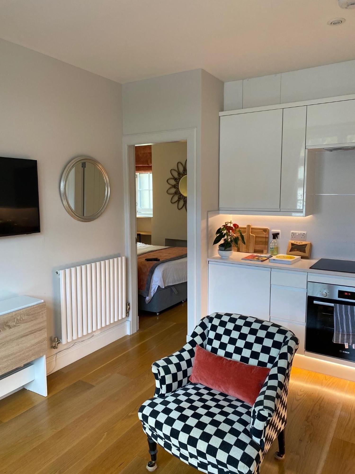 7A The Mews - Cottage In The City إدنبرة المظهر الخارجي الصورة