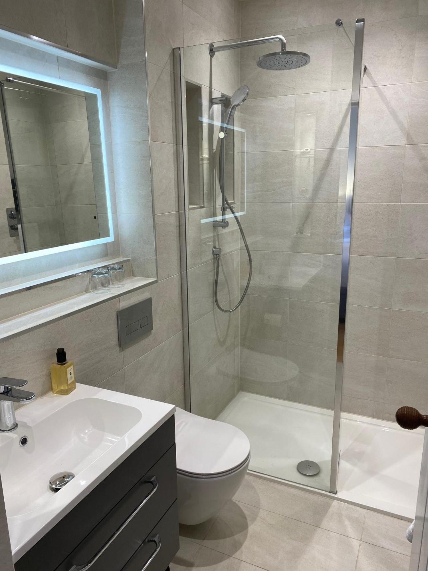 7A The Mews - Cottage In The City إدنبرة المظهر الخارجي الصورة